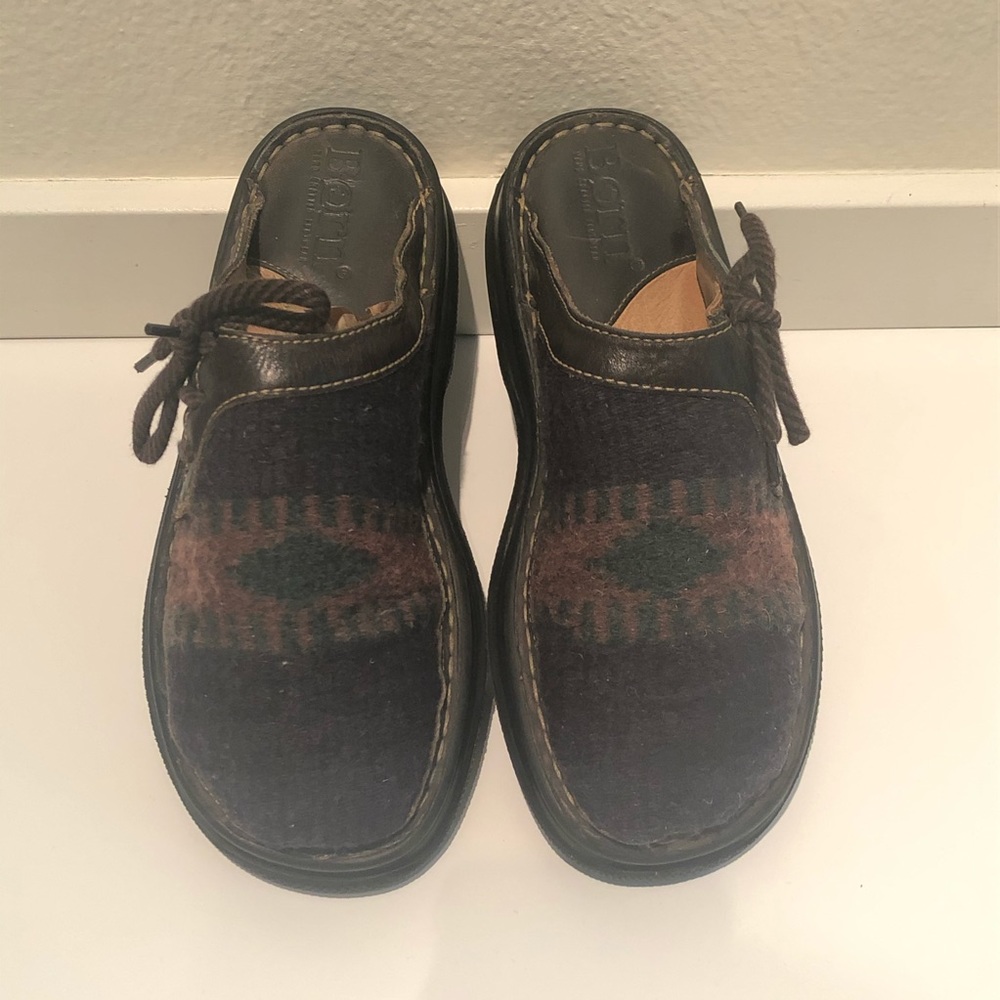 Born wool clogs (size 7)